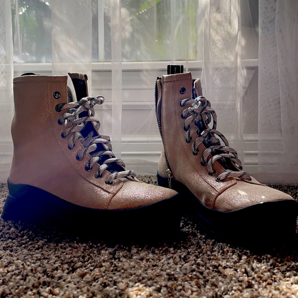 P448 DENISE SPARK ANKLE BOOTS